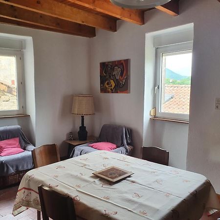 Gites 4 A 5 Personnes Saint-Rome-de-Tarn Exteriör bild